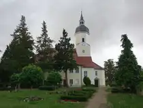 Naundorf, evangelische St. Katharinen Kirche, erbaut von 1742 bis 1744 (12.07.2024)