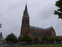Armentieres, Pfarrkirche St. Vaast, erbaut ab 1937 durch Louis Marie Cordonnier (06.09.2024)