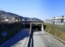 Freiburg, Ein-und Ausfahrtsportal am �stlichen Ende des 1250m langen Kappler Tunnels, 