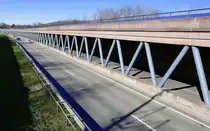 Freiburg, Galerien auf der B31 stadteinw�rts, zwischen dem Kappler Tunnel und dem Schutzenallee-Tunnel, Feb.2022 