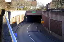 Freiburg, westliches Einfahrtsportal des 850m langen Sch�tzenallee-Tunnels, Feb.2022