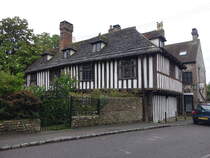 Bramber, St. Mary House, Fachwerkhaus aus dem 15. Jahrhundert, diente als klsterliche Herberge fr Pilger und Mnche, die die Brckenmaut der Bramber Bridge einsammelten. (07.09.2024)