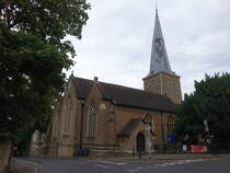 Godalming, Pfarrkirche St. Peter und Paul, erbaut im 12. Jahrhundert (07.09.2024)