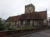 Guildford, gotische Pfarrkirche St. Mary, erbaut ab 1040 (07.09.2024)