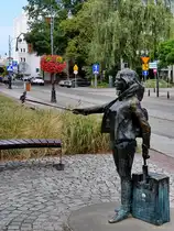 Auch die aktuellen (touristischen) Gepflogenheiten wurden in Kolberg (Kołobrzeg) als Denkmal festgehalten. (September 2024)