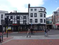 Reading, Gesch�fte in der Broad Street (08.09.2024)