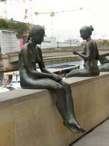 Mdchen am Spreeufer, 2. 9. 2008 Berlin