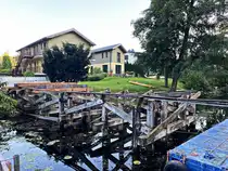 Wendisch Rietz ist eine amtsangeh�rige Gemeinde im westlichen Landkreis Oder-Spree in Brandenburg. Hier am Scharm�tzelsee wird gerade gebaut - gesehen  am 22. September 2024.