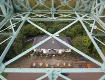 Blick vom  Josephskreuz  auf dem Auerberg im Harz auf die Gastst�tte  Bergst�bl . Aufnahme vom 01.10.2024.