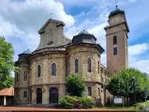 Katholische Pfarrkirche St. Paulus an der Wilhelm-Weber-Stra�e in G�ttingen.

🕓 16.6.2024 | 12:13 Uhr