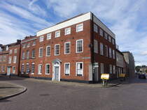 Bury St. Edmunds, Backsteingebude in der Churchgate Street (12.09.2024)