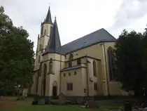 Staucha, evangelische St. Johannes Kirche, neugotisch erbaut von 1861 und 1863 nach Pl�nen von Professor G. Arnold (12.07.2024)