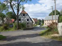 Deutschenbora, Fachwerkh�user in der Mei�ner Stra�e (14.07.2024)