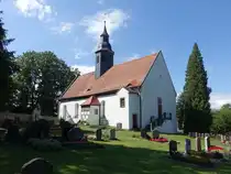 F�rdergersdorf, evangelische Kirche, romanische Saalkirche, erbaut im 13. Jahrhundert (14.07.2024)