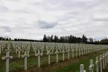 Gedenkfriedhof in Douaumont bei Verdun, aufgenommen am 19. April 2023