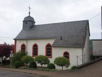 Menningen, Pfarrkirche St. Clemens, erbaut im 18. Jahrhundert (01.08.2024)