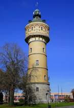 Schlettstadt (Selestat), der 48m hohe Wasserturm, erbaut 1906-07, ein Wahrzeichen der Stadt und als historisches Monument registriert, Okt.2024