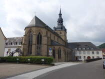 Tholey, Benediktinerabtei St. Mauritius, frhgotische Abteikirche aus dem 13. Jahrhundert (02.08.2024)