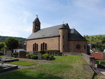 Mannebach, Pfarrkirche St. Anna, erbaut von 1852 bis 1853 durch den Baumeister Alexius Faure (03.08.2024)