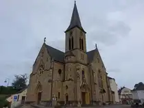 Serrig, kath. Pfarrkirche St. Martin, erbaut 1895 (03.08.2024)