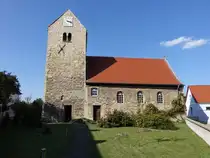 Baumersroda, evangelische St. Trinitatis Kirche, erbaut im 12. Jahrhundert, Kirchenschiff erbaut 1640 (21.09.2024)