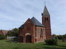 Bischofroda, evangelische St. Anna Kirche in der Hermann Heyne Strae (23.09.2024)