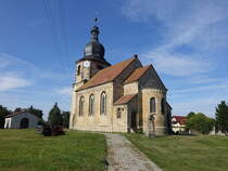 Dornstedt, evangelische St. Pankratius Kirche, neoromanischer Bau von 1883 (23.09.2024)
