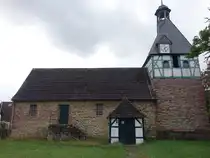 Liedersdorf, evangelische St. Cyriakus Kirche, erbaut 1496, Kirchturm von 1575 (24.09.2024)