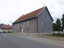 Bockelnhagen, evangelische St. Michaelis Kirche, Saalkirche im Fachwerkstil, erbaut 1832 (26.09.2024)