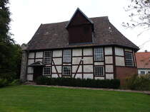 Gnzerode, evangelische St. Andreas Kirche, erbaut im 16. Jahrhundert (26.09.2024)