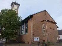 Beeden, evangelische St. Remigius Kirche, erbaut 1955 (12.10.2024)