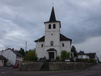 Werbeln, Pfarrkirche St. Antonius, erbaut von 1923 bis 1924 (12.10.2024)