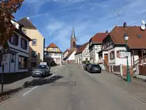 Lembach, Fachwerkh�user in der Route de Bitche (13.10.2024)