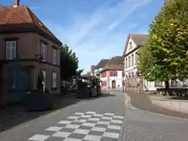 Reichshoffen, H�user in der Rue du General de Gaulle (13.10.2024)