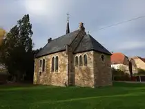 Rollsdorf, evangelische St. Petri Kirche, erbaut 1903 (01.11.2024)