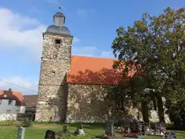 Wengelsdorf, evangelische Dorfkirche am M�hlweg, Saalkirche erbaut 1624 (01.11.2024)