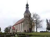 Sch�nbach, evangelische Bergkirche, erbaut im 13. Jahrhundert, Neubau von 1812 bis 1813 (02.11.2024)