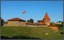 Die Burg Kaunas liegt unweit der M�ndung des Flusses Neris in die Memel. Entstanden ist sie im 14. Jahrhundert, heute ist nur noch der s�dliche Teil erhalten. (Kaunas, 04.09.2024)