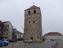 Zerbst, Dicker Turm an der Schlofreiheit, erbaut im 13. Jahrhundert (08.12.2024)