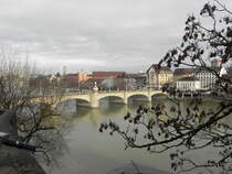 Die Mittlere Brcke von Basel am 24.12.24. Sie wurde im Jahr 1226 erffnet und ist einer der ltesten Rheinbergnge zwischen dem Bodensee und der Nordsee.