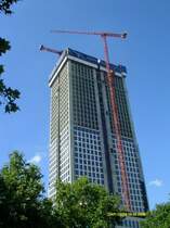 Der im Bau befindliche Opernturm am 09.09.08. Der Rohbau ist mittlerweile 150 Meter hoch. 18 Meter fehlen noch bis zur endgltigen Hhe.