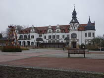 Bad Schmiedeberg, Jugendstil Kurhaus am Kurplatz, erbaut 1907 (09.12.2024)