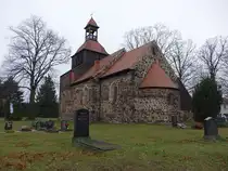 Gommlo, evangelische Feldsteinkirche, erbaut im 12. Jahrhundert (09.12.2024)