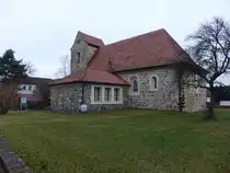 Gossa, evangelische St. Christopherus Kirche, erbaut im 13. Jahrhundert (09.12.2024)