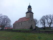 Grubo, evangelische Kirche, Feldsteinkirche aus dem 13. Jahrhundert (10.12.2024)