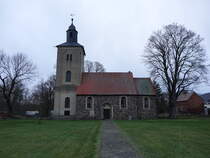 Dobritz, evangelische St. Blasius Kirche, sptromanische Saalkirche, erbaut um 1400 (11.12.2024)