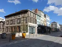 Chalons-en-Champagne, Fachwerkh�user an der Rue de la Marne (05.10.2024)