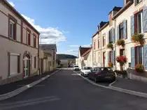 Cramant, H�user in der Rue du Mont Felix (05.10.2024)