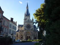 Epernay, Notre-Dame Kirche am Place Pierre Mendes, erbaut ab 1897 (05.10.2024)