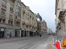 Reims, Gesch�ftsh�user in der Rue de Vesle (06.10.2024)